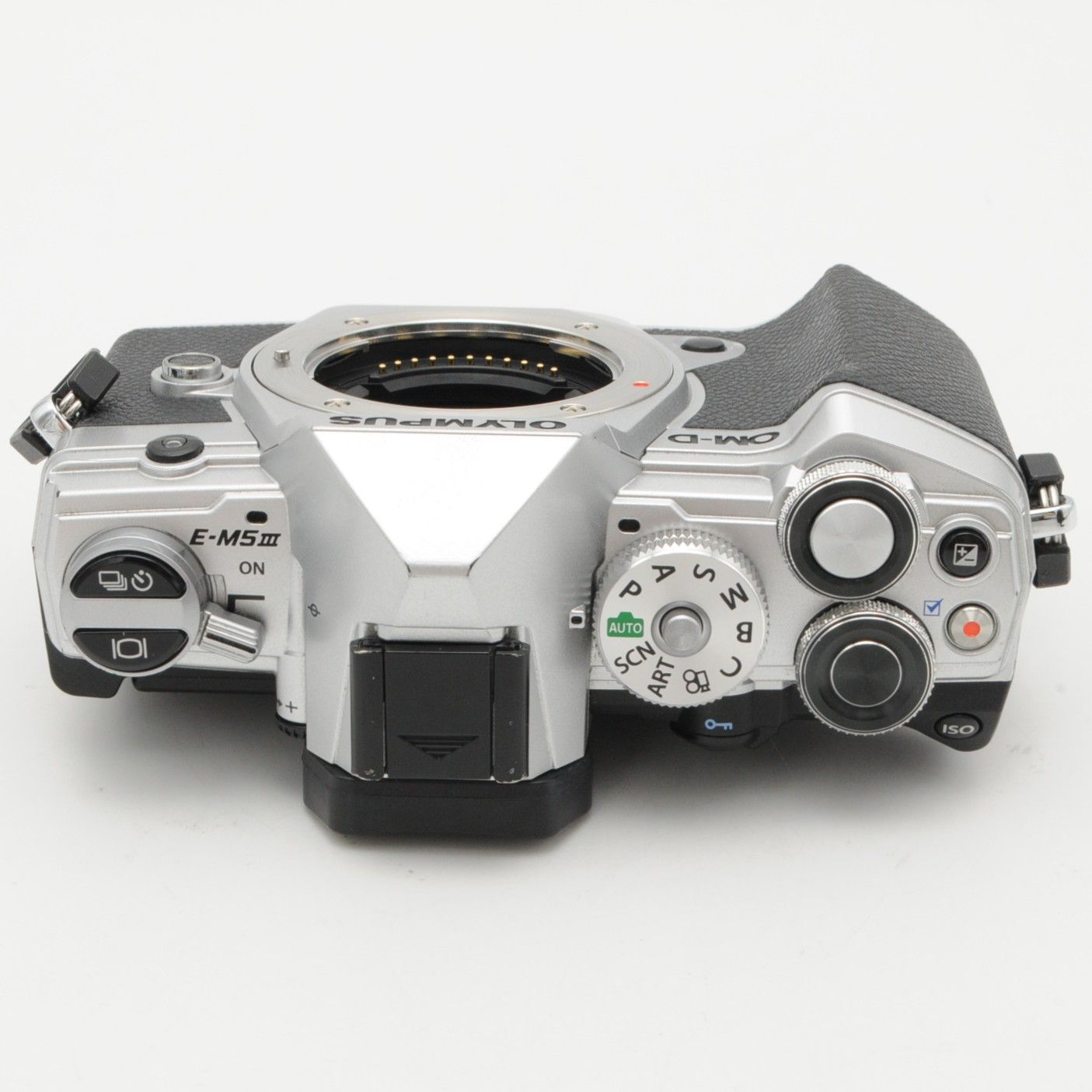 OLYMPUS ミラーレス一眼カメラ OM-D E-M5 MarkIII ボディー