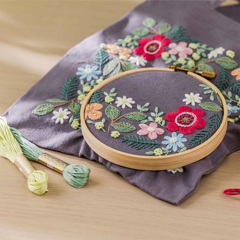 ☆【希少】MA-1 バック 派手刺繍☆ CSK542401 刺繍キット yulaのこころ躍る草花刺繍 ミニトート