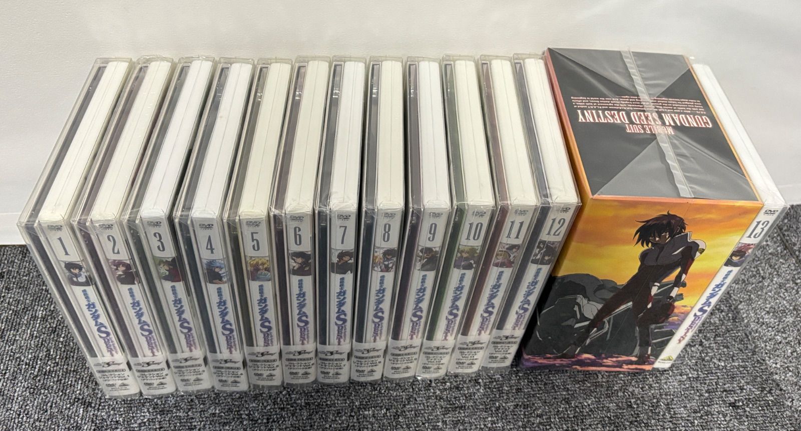 新品未開封】 初回限定特典付き 機動戦士ガンダムSEED DESTINY 全巻