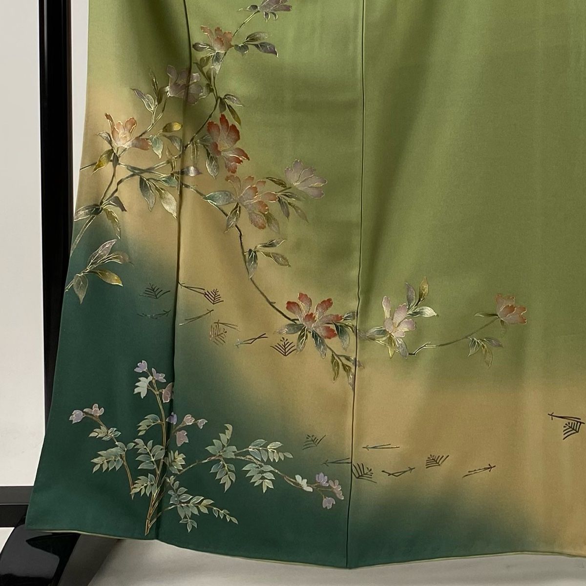 訪問着 身丈164cm 裄丈66.5cm M 袷 枝花 若松 金銀彩 ぼかし よもぎ色 正絹 秀品