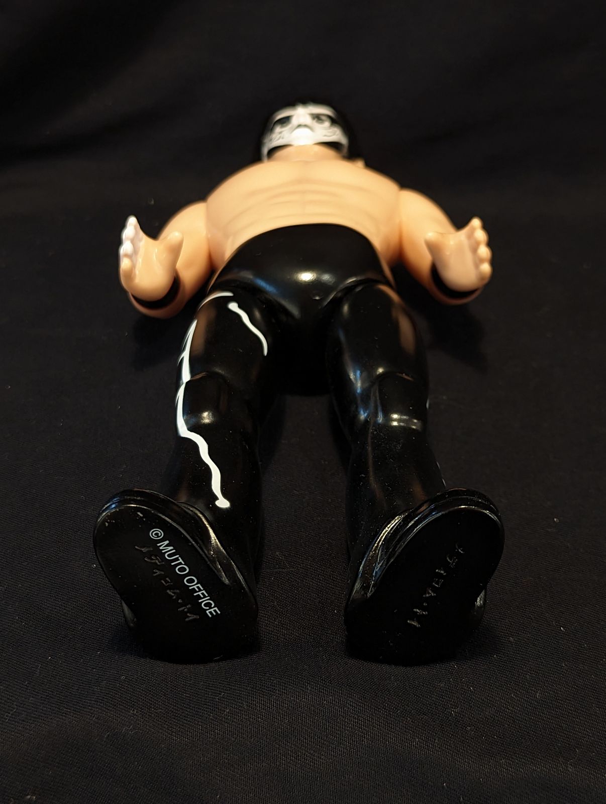 メディコム・トイ ソフビ・ファイティングシリーズ 新日本プロレス　グレート・ムタ メディコム・トイ ソフビ・ファイティングシリーズ 新日本