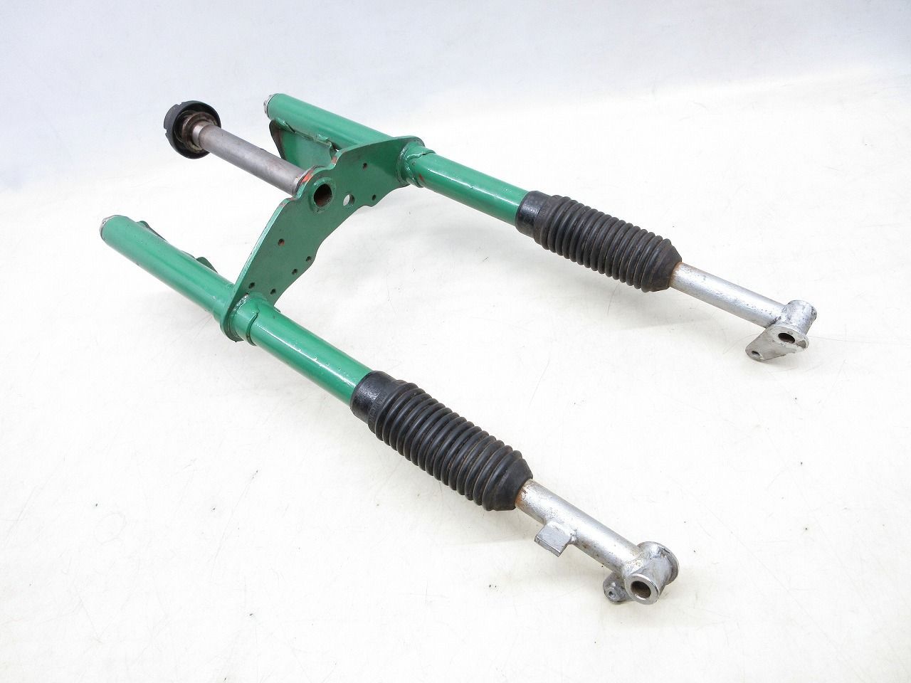 繊細な響きの バンバン50 フロントフォーク ステアリングステム付 バイク部品 0709S10M-19