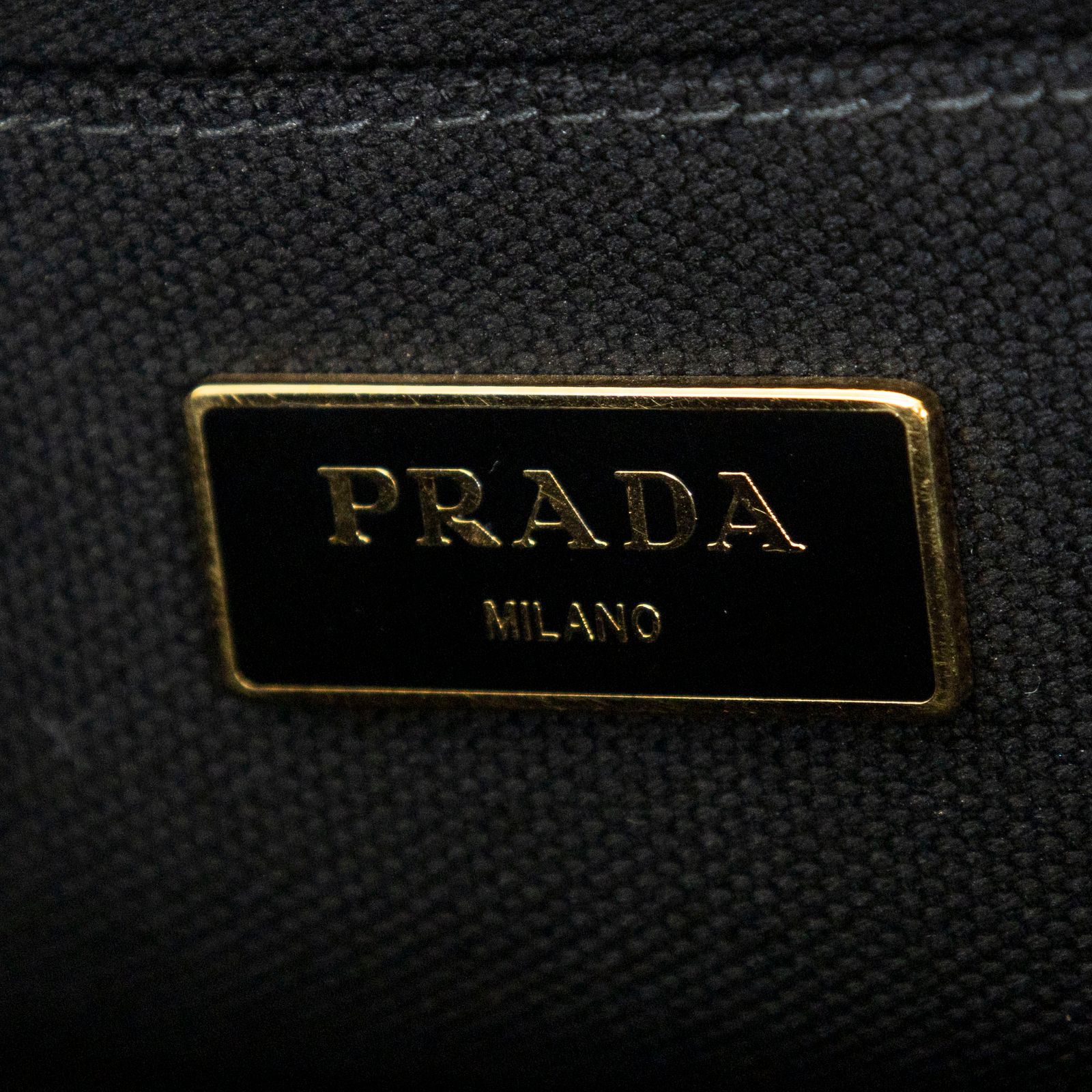 プラダラージラインストーンカナパトート黒スタッズカナパキャンバスA