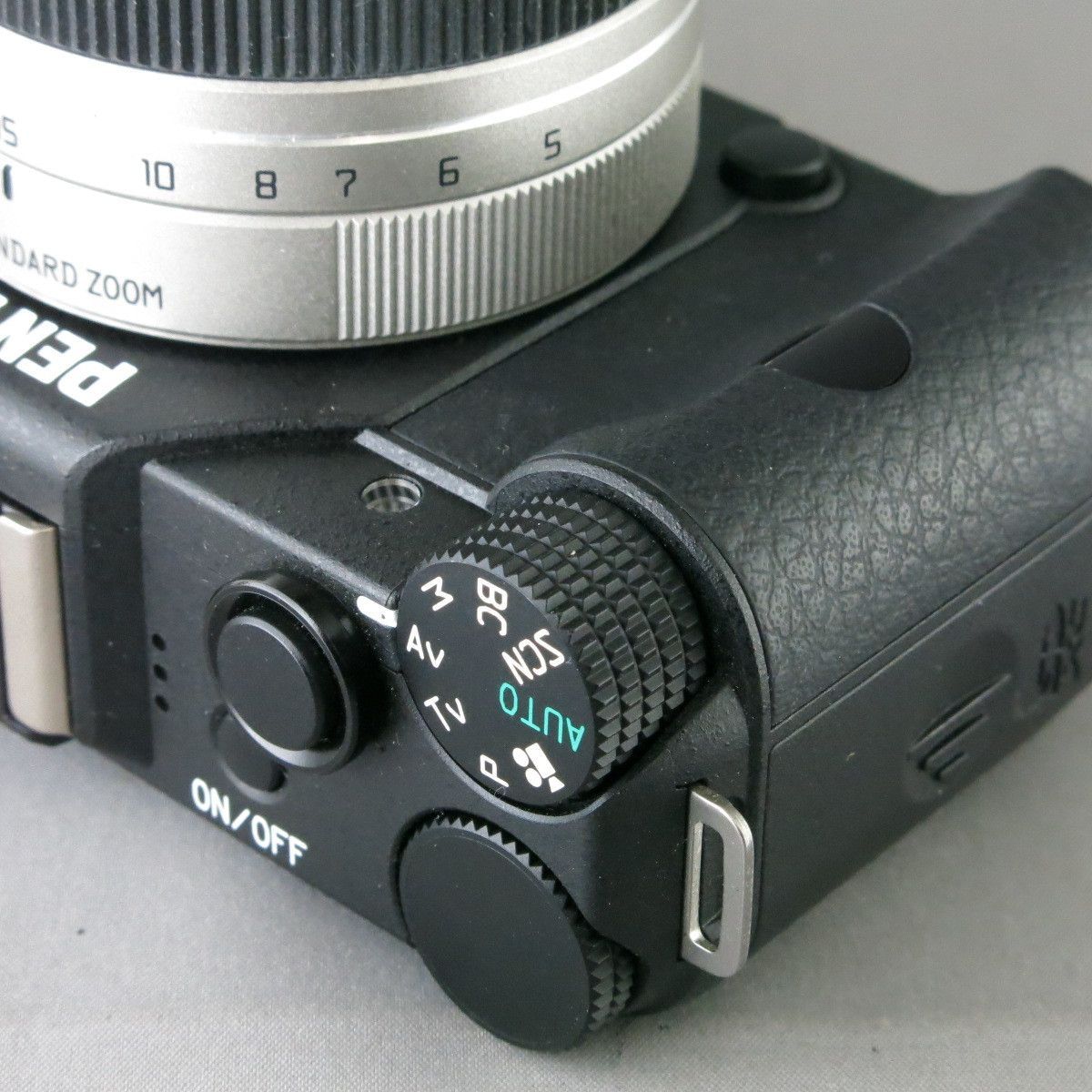 ☆良品【PENTAX】Q10 カラー + 02 5-15mm ペンタックス PENTAXペンタックス Q10 5-15mmF2.8-4.5(02STANDARD ZOOM) Mint+