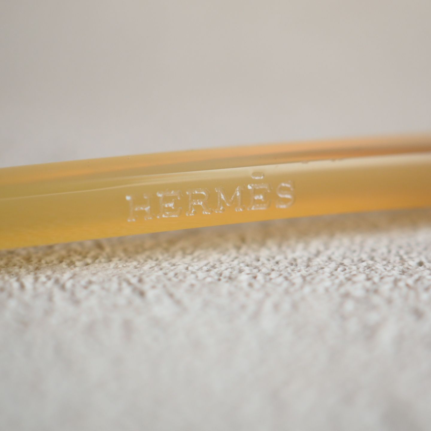 エルメス HERMES バッファローホーン かんざし Hロゴ 水牛 ◇１ - ヘア