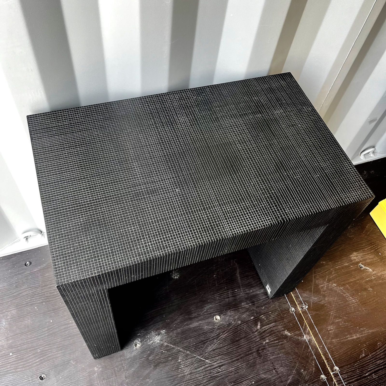 取付無料！アルマーニカーザ ブラックタイル調サイドテーブル 花台✨ 取付無料！アルマーニカーザ ブラックタイル調サイドテーブル 花台