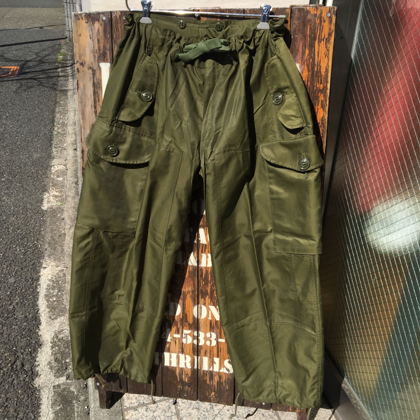 80s デッドストック【Canadian Army】カナダ軍 ウィンドプルーフ オーバーパンツ カーゴパンツ ECW Windproof Overpants L-S