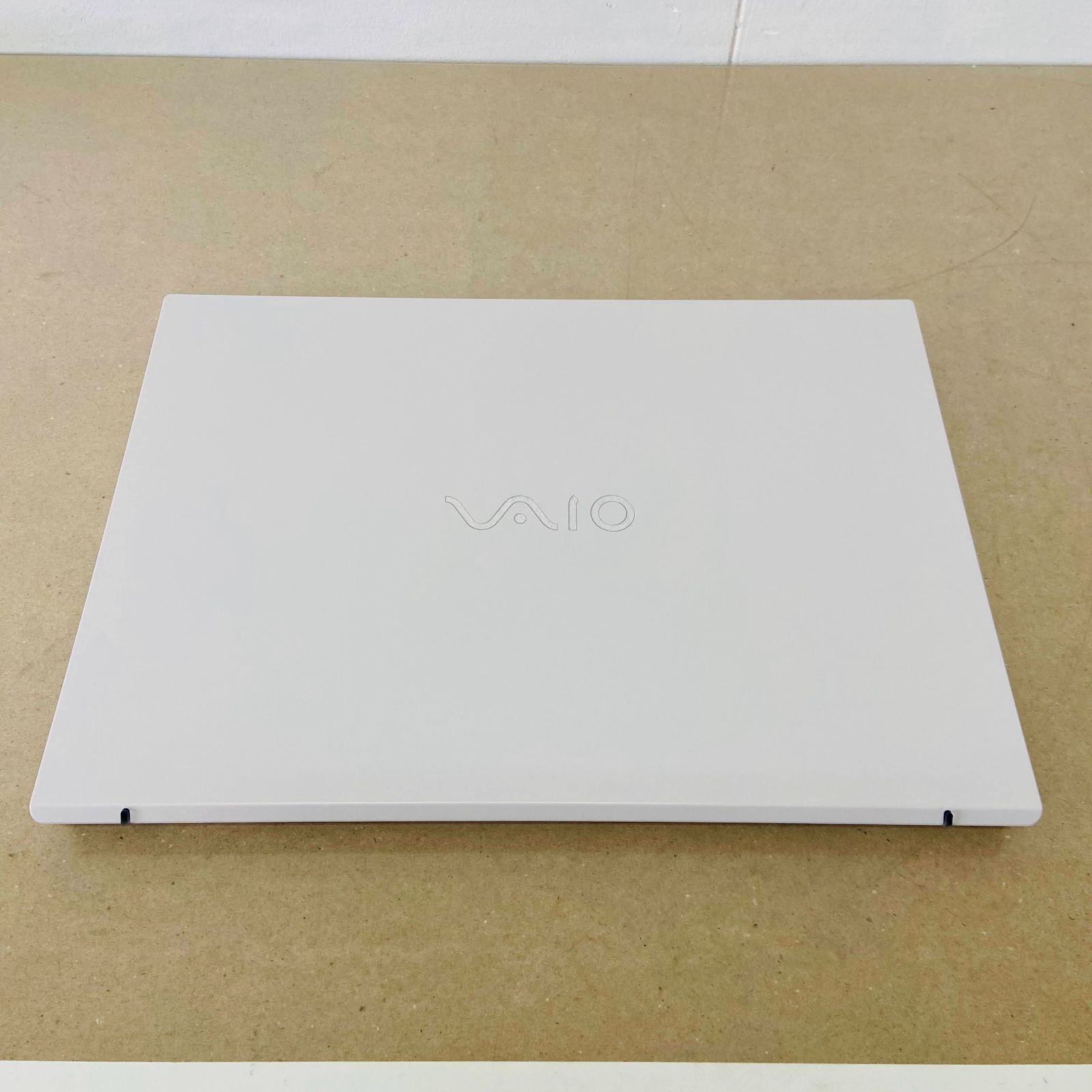 美品！ VAIO F16 VJF16190311W [ウォームホワイト] Windows