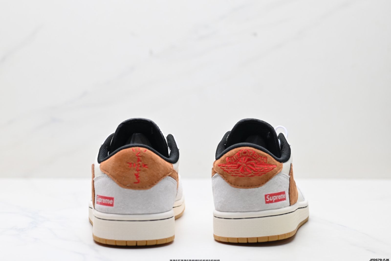 Travis Scott x Air Jordan 1 