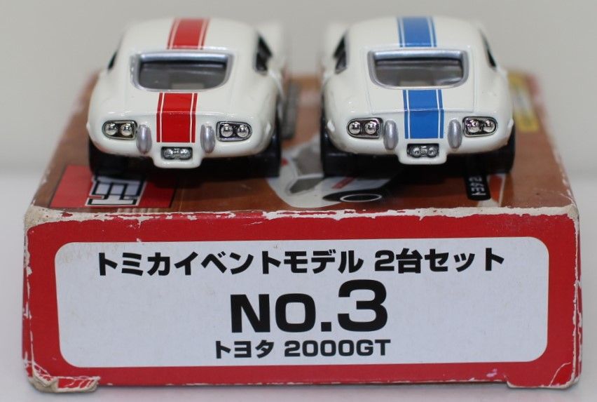 USED 箱悪い トミカ イベントモデル2010 2台セット トヨタ2000GT No.03
