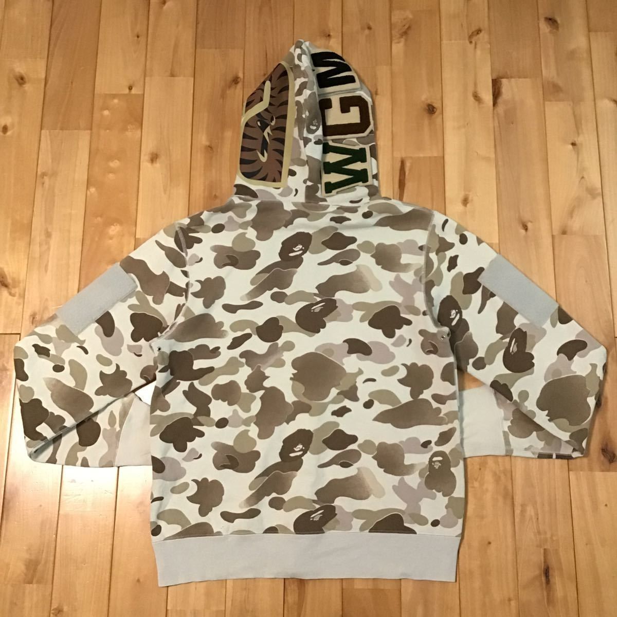 グラデーションカモ シャーク パーカー Mサイズ shark full zip hoodie a bathing ape BAPE camo エイプ  ベイプ アベイシングエイプ - メルカリ