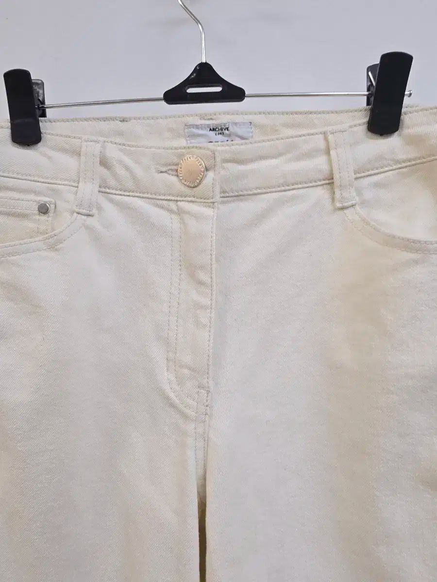 The HANDSOME OBZEE オブジェ シルバーパルス ポイント 白 デニム