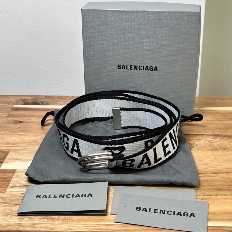 【即日配送】バレンシアガ DRING ロゴベルト BALENCIAGA 箱無し グレー の メンズ D Ring ベルト | Balenciaga JP (バレンシアガ）