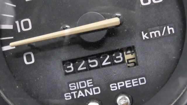 スピードメーター