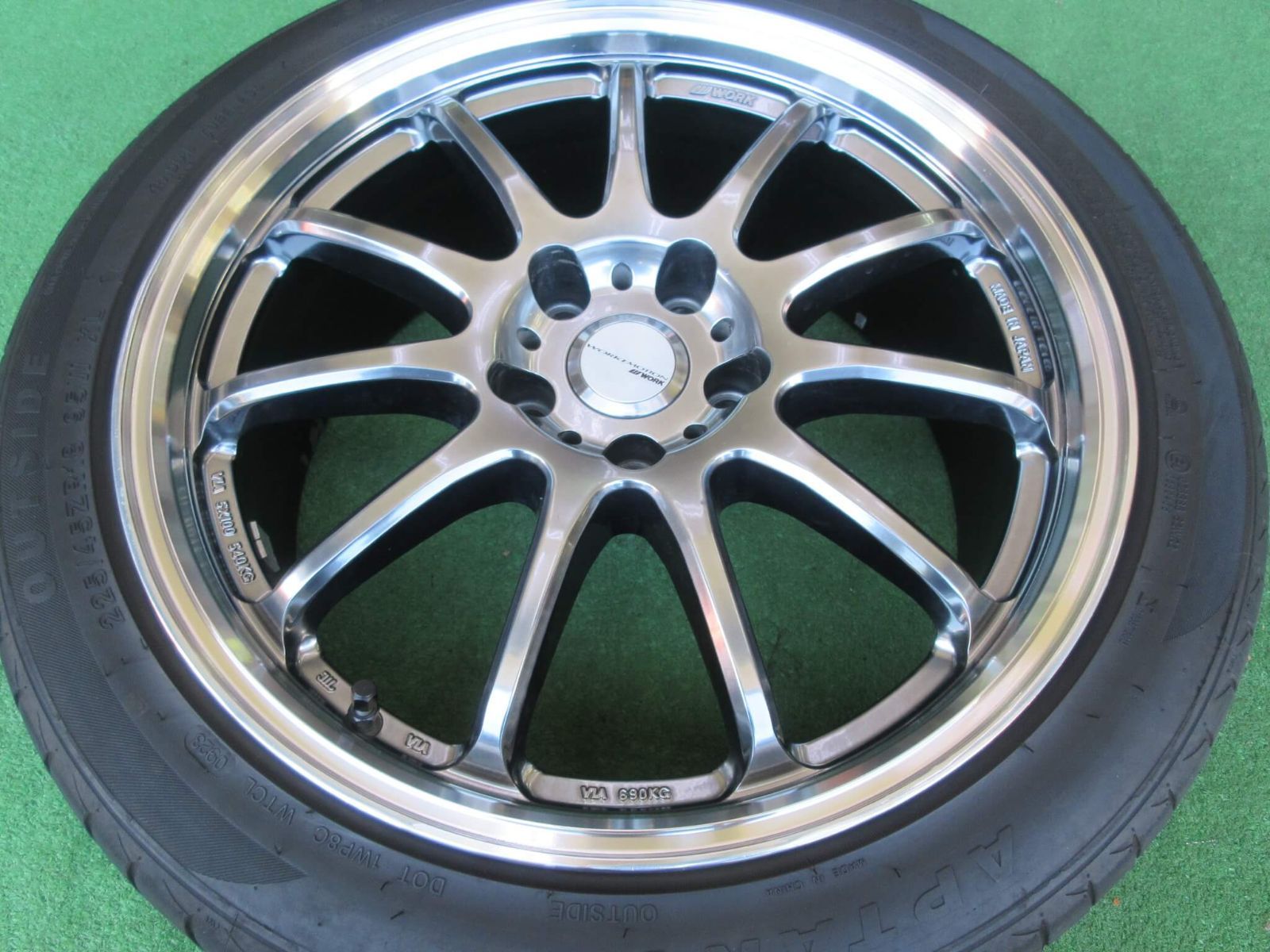 WORK エモーションcr極18×7.5j ＋ 215/45r18