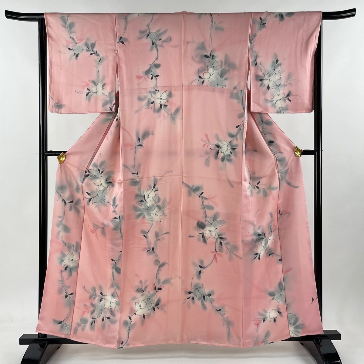 小紋 身丈158.5cm 裄丈65cm M 袷 斉藤三才 落款 草花 ぼかし ピンク 正絹 名品