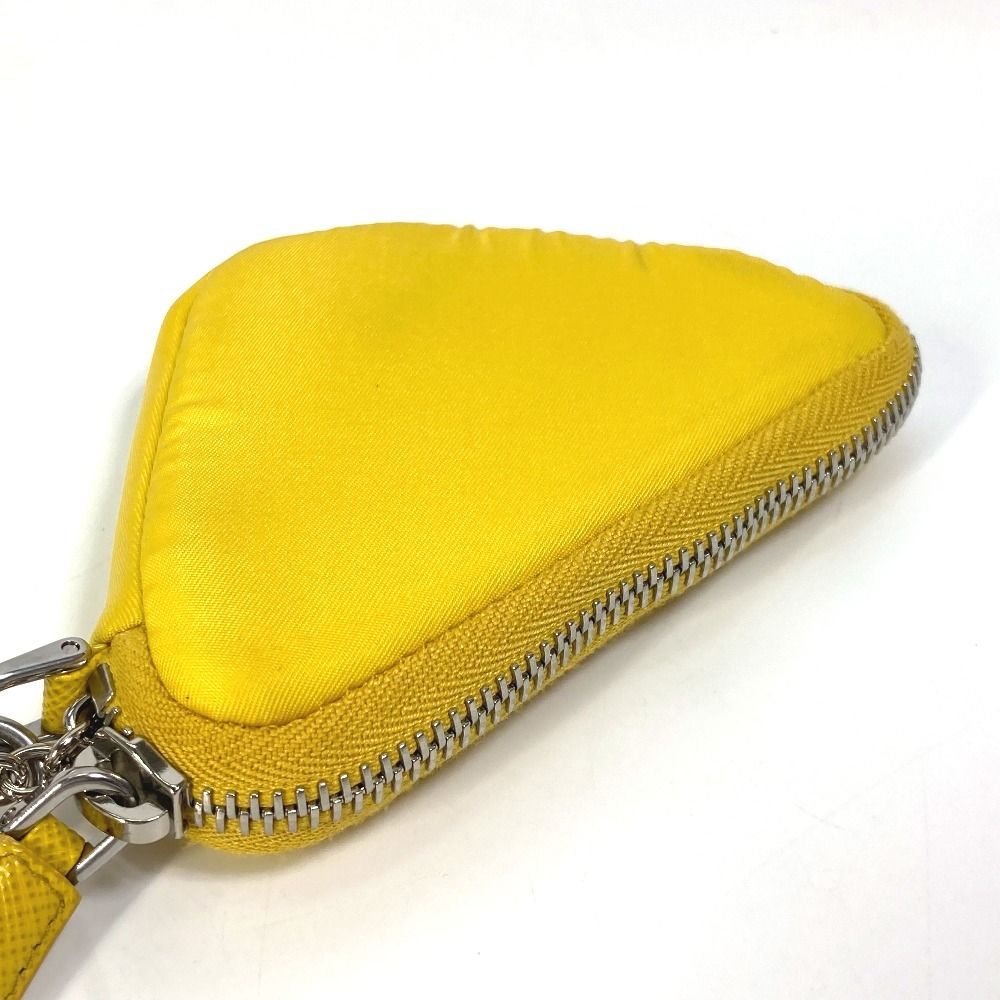 PRADA プラダ ポーチ Re Nylon トライアングル 2TT140 ナイロン - メルカリ