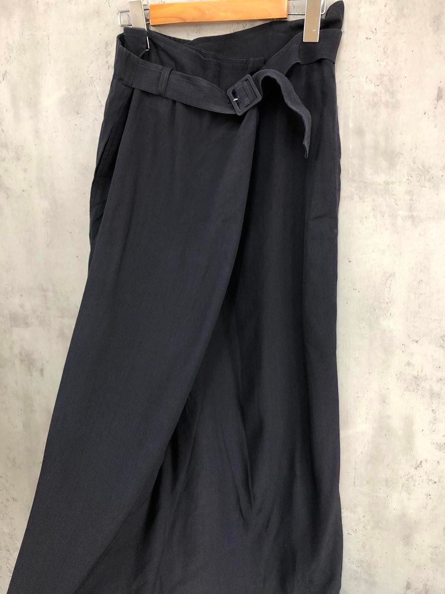 美品✨️トリココムデギャルソン 近年 アシンメトリー ラップスカート 黒 Mサイズ 美品✨️トリココムデギャルソン 近年 アシンメトリー ラップ