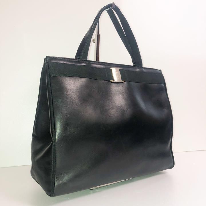 匿名配送✨【美品】Salvatore Ferragamo 商品番号5 - 古物商許可済み