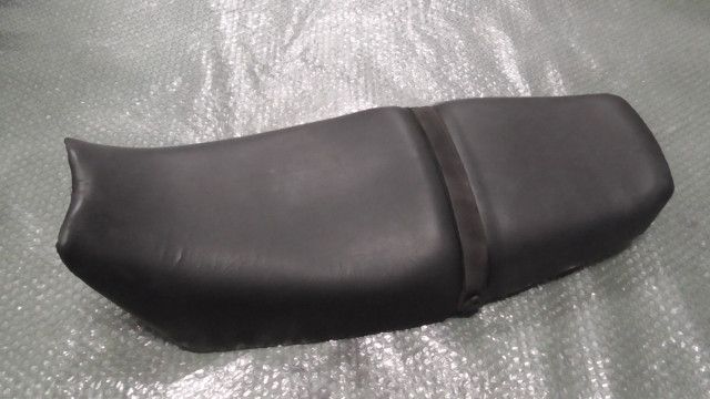 VTZ250シート(MC15)