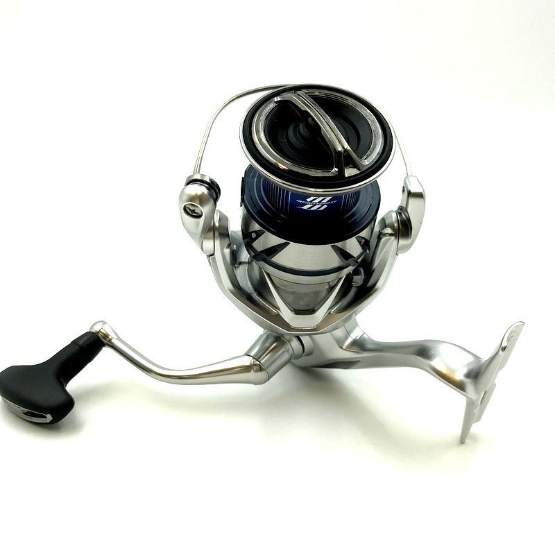 SHIMANO 23ストラディック3000MHG リール シマノ(SHIMANO) 23 ストラディック 3000MHG ☆特別割引品