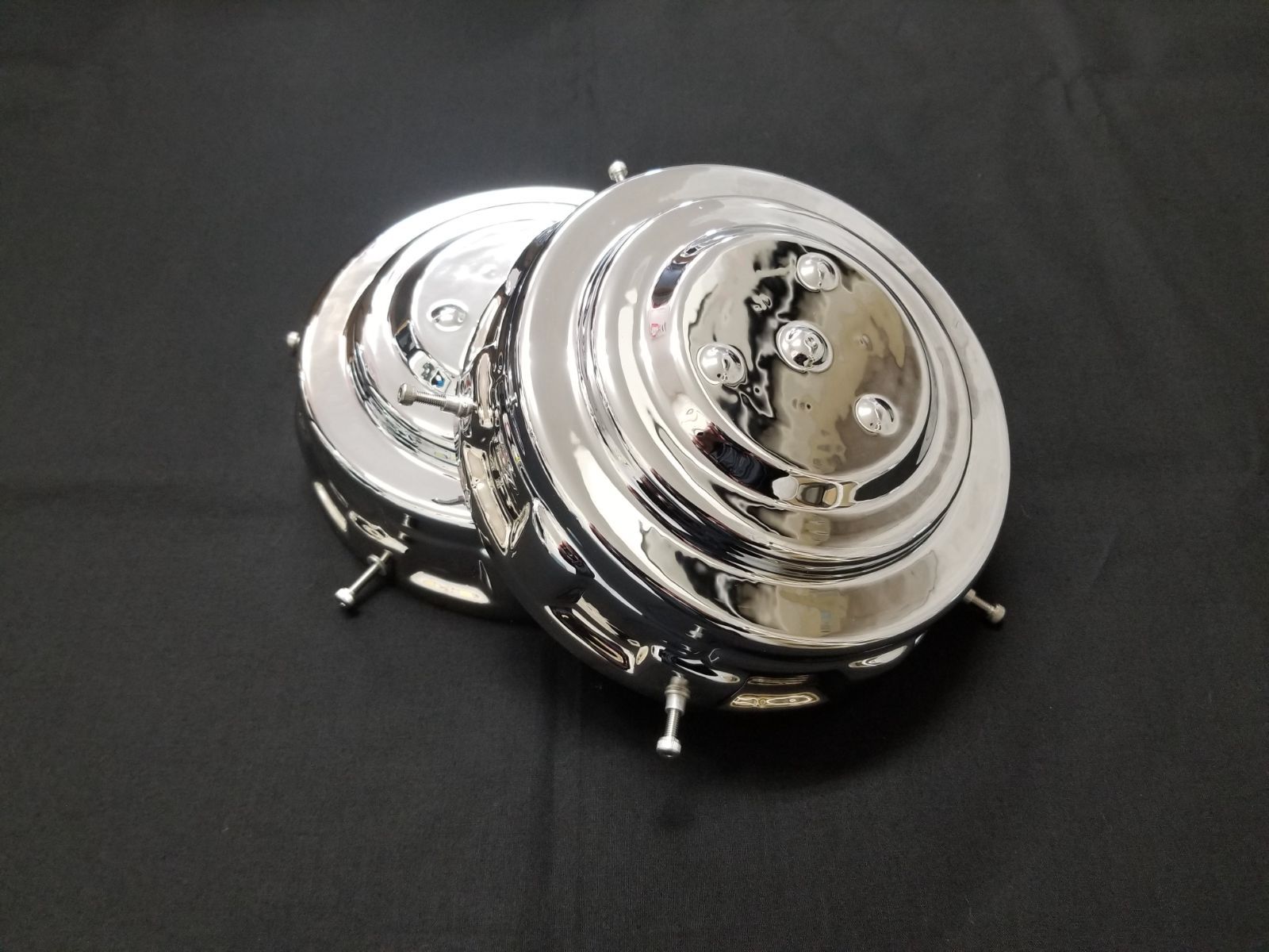 リヤハブキャップカバー フラット 2個セット RH-2 M 標準中型 4t クロームメッキ デコトラ トラック ホイールスピンナー