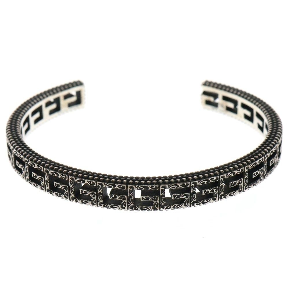 GUCCI (グッチ) Square G Cuff bracelet Gスクエアシルバー