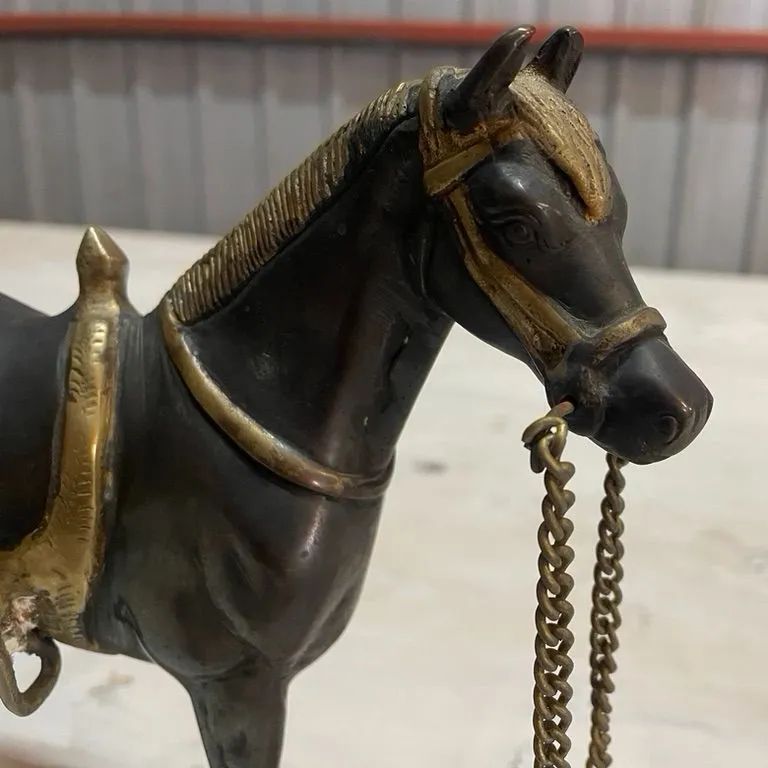 ヴィンテージ 真鍮製 馬のオブジェ（チェーン付き / インド製