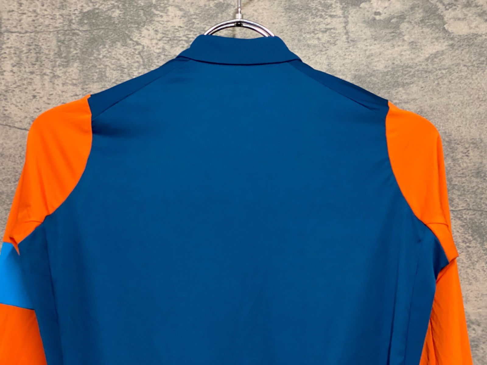 【未着用】ラファ　プロチーム　トレーニングジャージ　長袖 Sサイズ 青 未着用】ラファ プロチーム トレーニングジャージ 長袖 Sサイズ 青