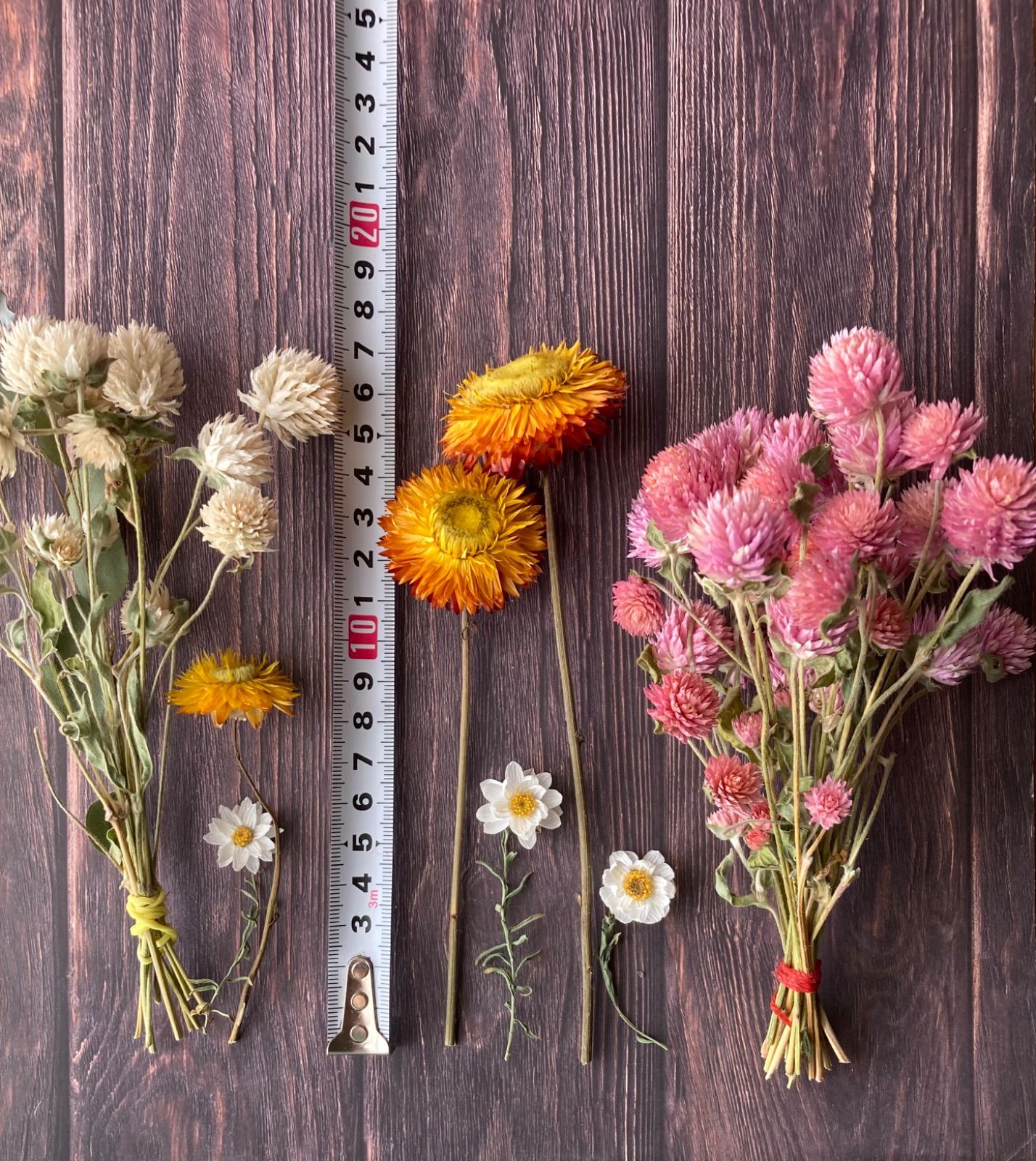 メルカリshops 3 千日紅 花かんざし ヘリクリサム 茎付き ユーカリ ドライフラワー花材