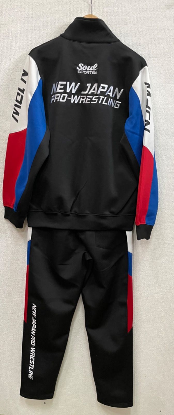 倉吉店】新日本プロレス SOUL SPORTS 長袖ジャージ上下セット L