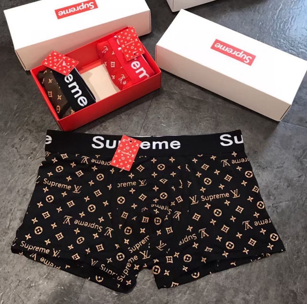 新品未使用】supreme シュプリーム ボクサーパンツ 3枚セット