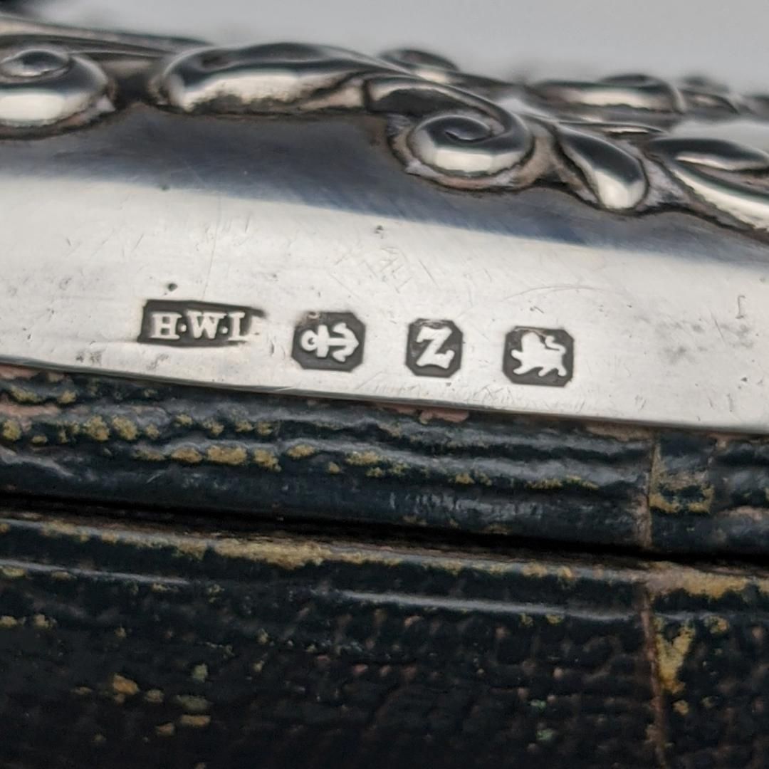 1899年頃 英国アンティーク ハート形純銀製懐中時計ホルダ REVUE懐中 