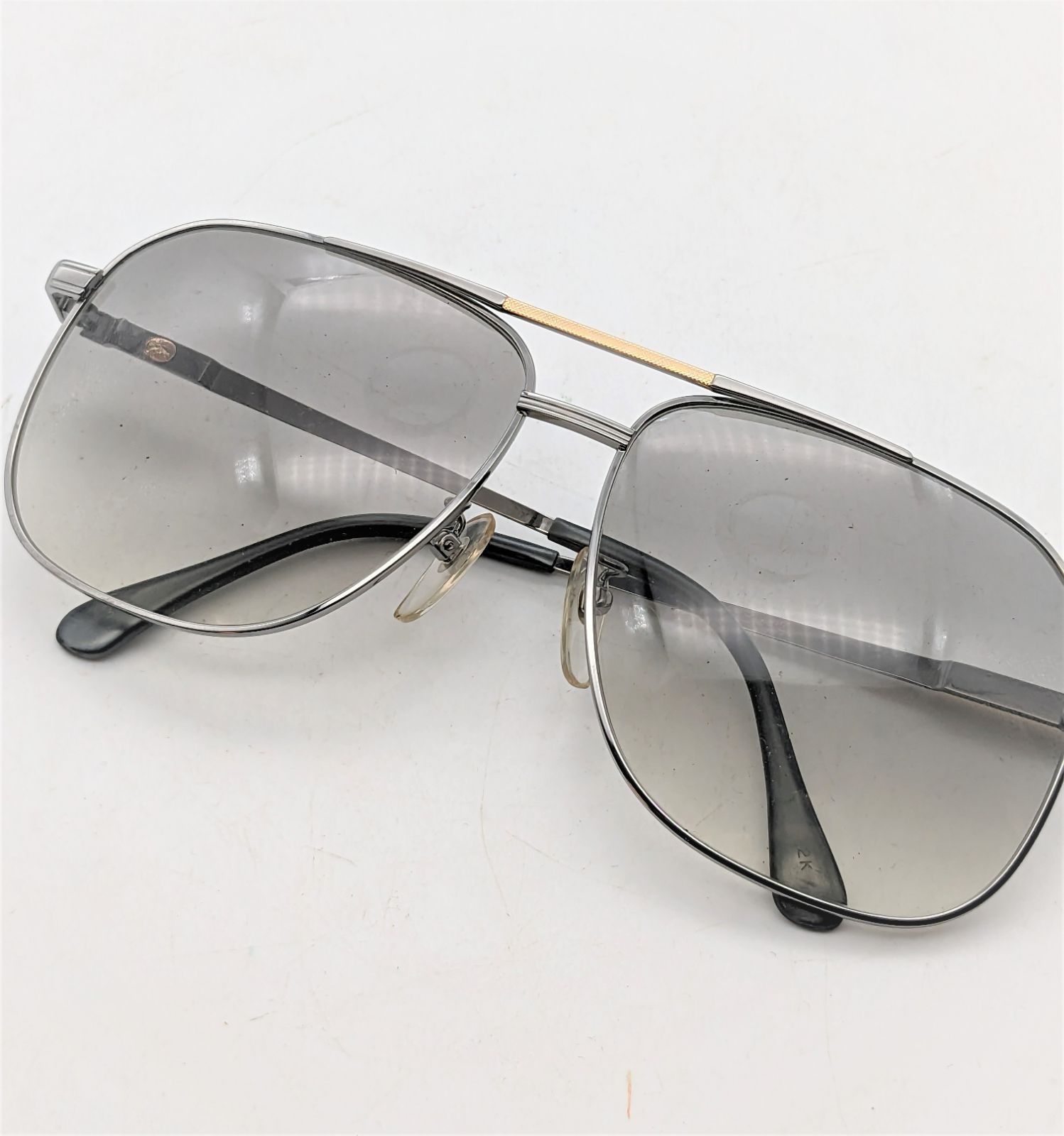 美品　BURBERRY サングラス ティアドロップ 中古美品】BURBERRYバーバリー1980年代ティアドロップ型