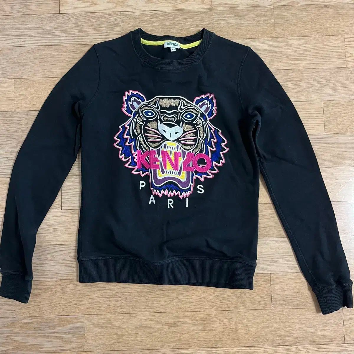 美品✨KENZO ケンゾーブラック スウェット XS KENZO ケンゾー タイガー刺繍 クルーネックスウェット