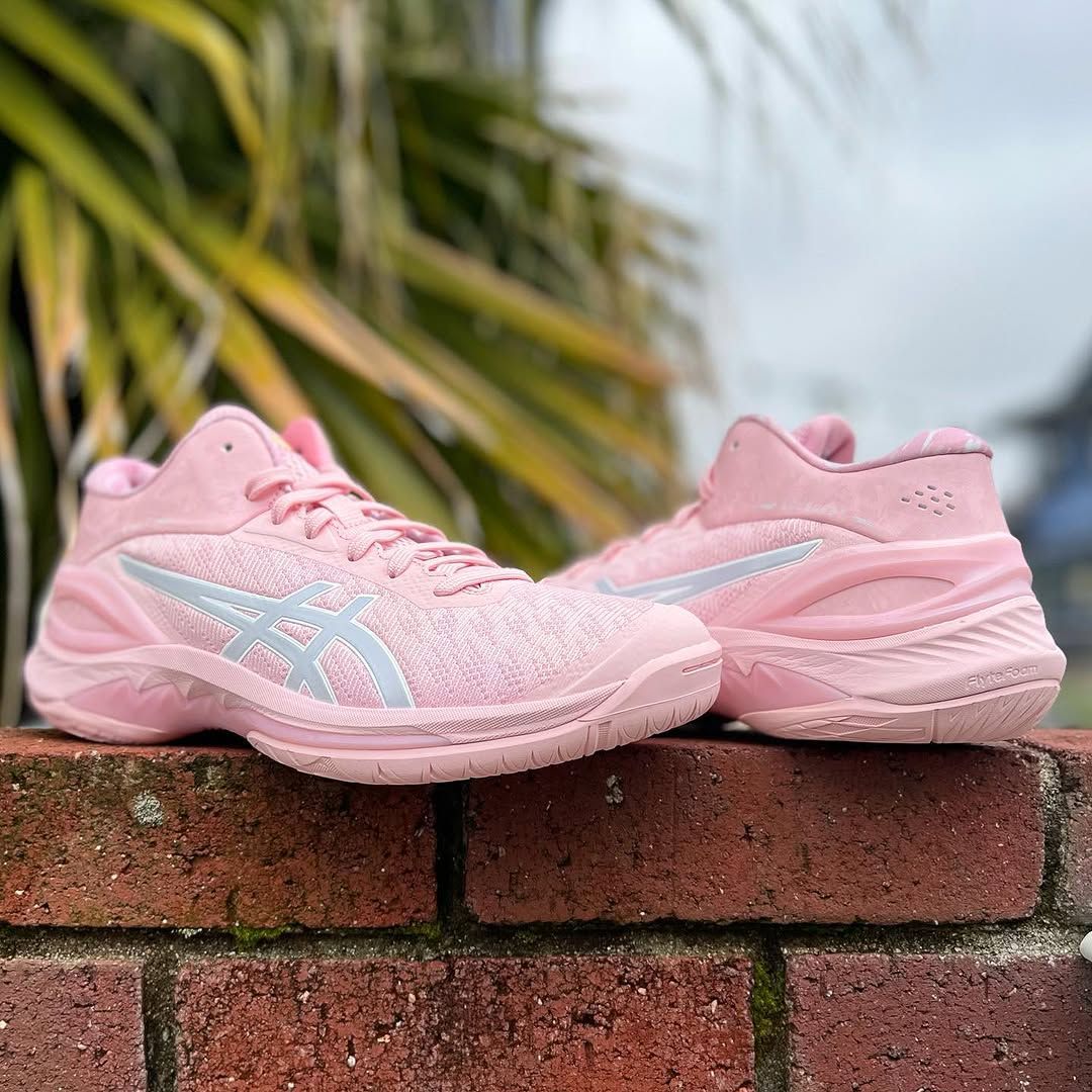 ASICS GEL BURST 28 アシックス ゲル バースト 28 日本未発売カラー MEN S pink|white 1063A108-700