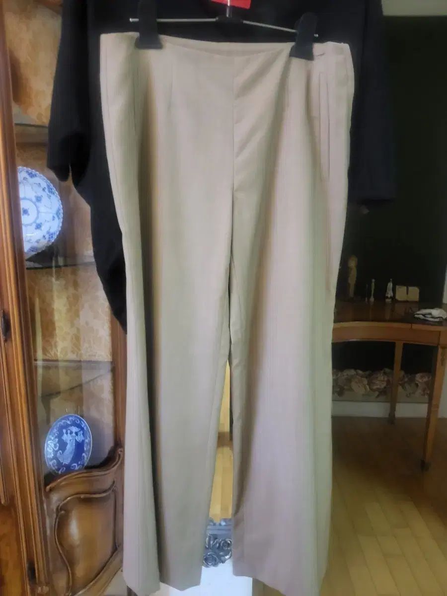 Cygne シーニュ チノワイドパンツEric Cygne チノワイドパンツ Eric