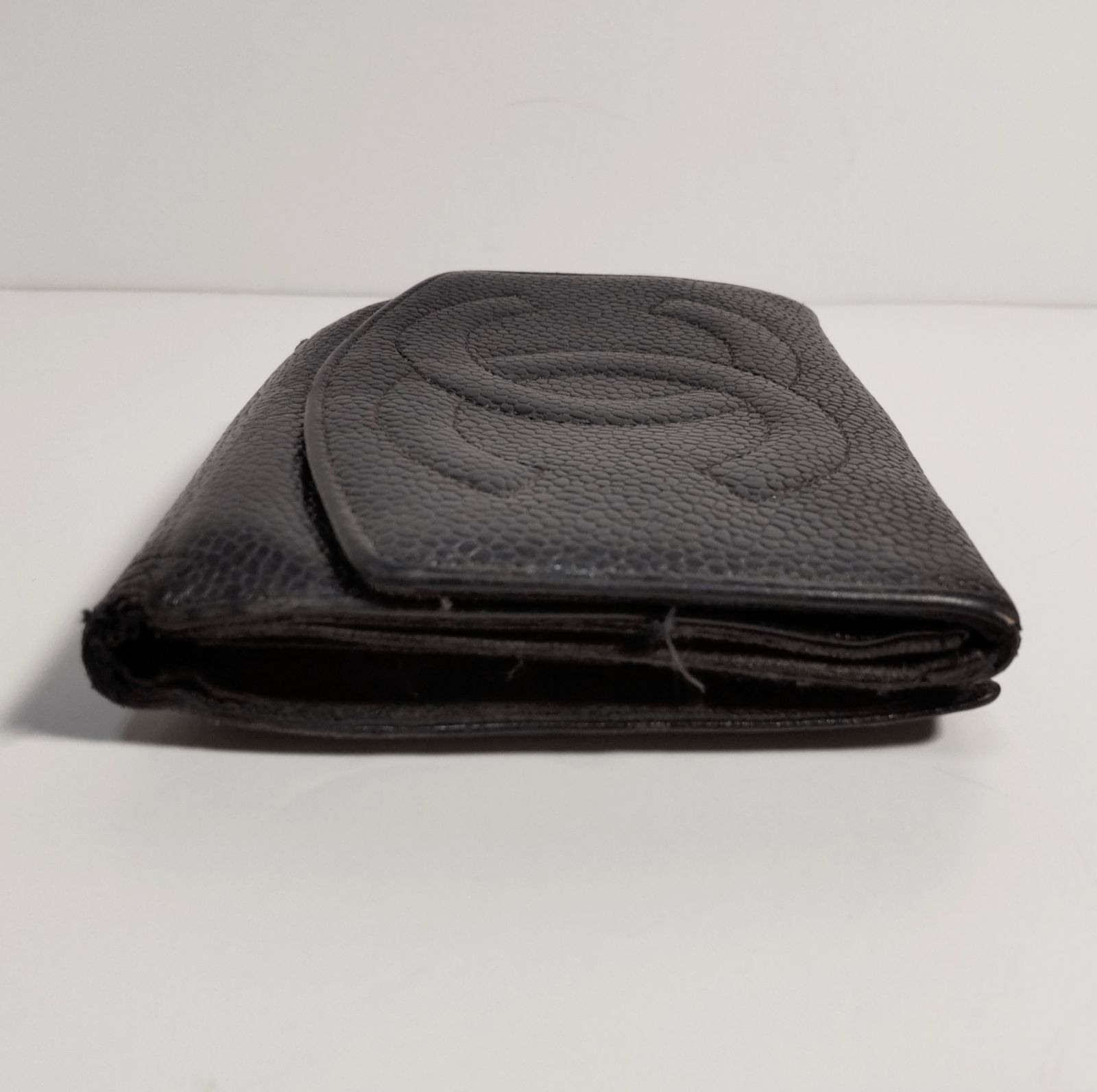 USED中古品】 CHANEL シャネル ココマーク キャビアスキン W