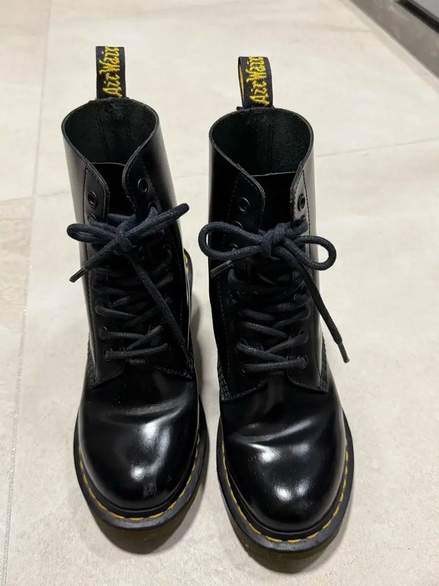 DR. MARTENS ドクターマーチン ウォーカーブーツ 恩赦 230 ハイヒール
