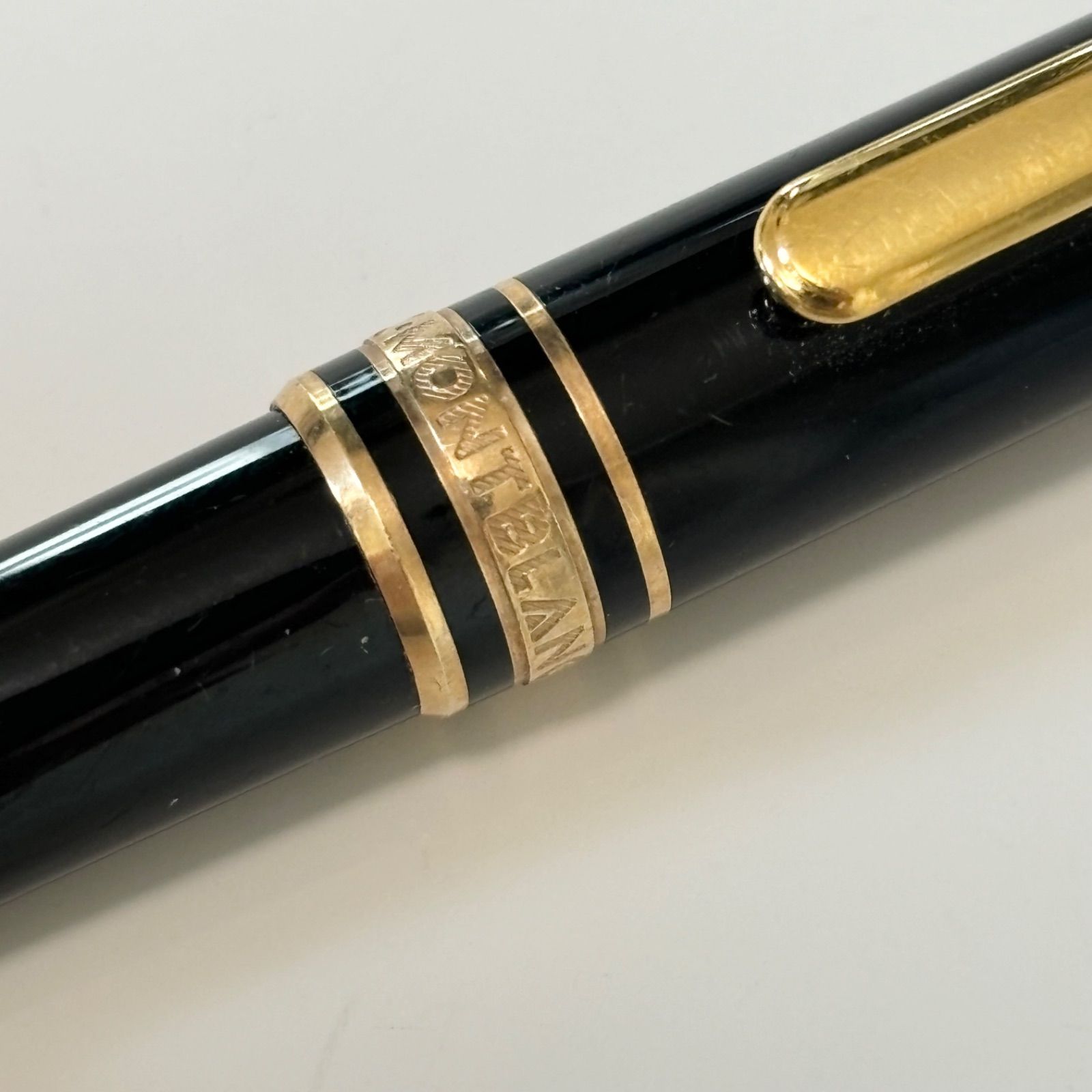 はんこ」 モンブラン マイスターシュテュックゴールドボールペン 詳細