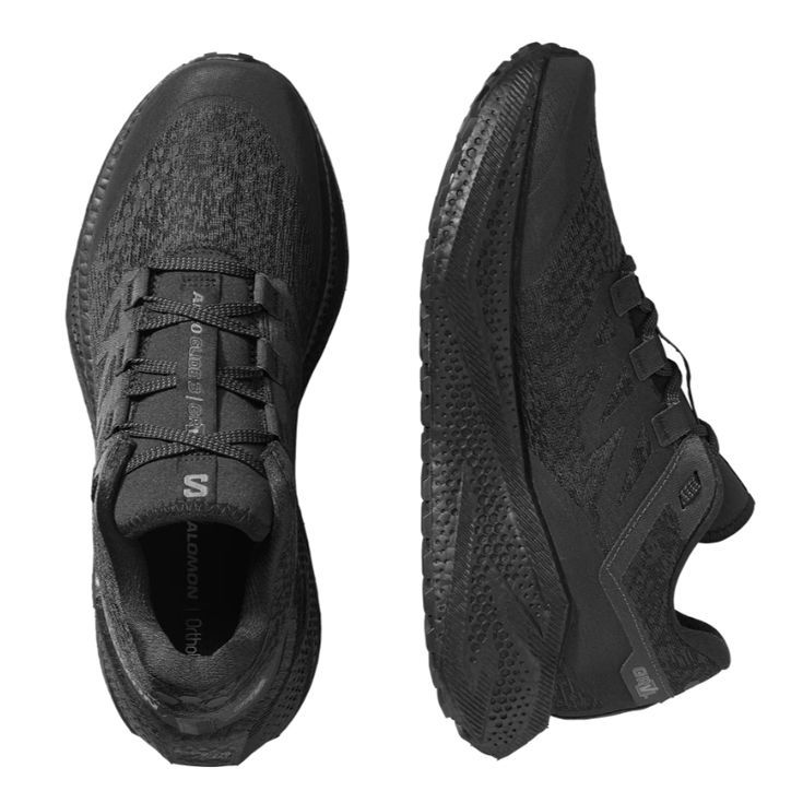 ランニングシューズ