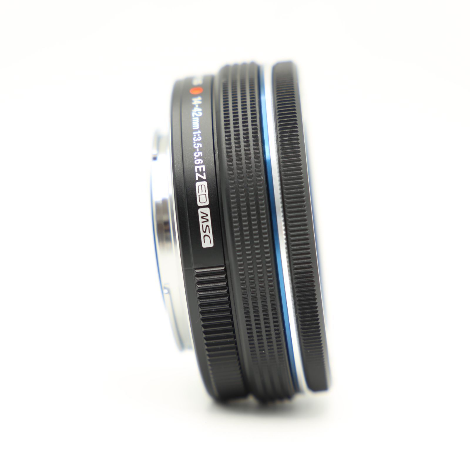 M.ZUIKO