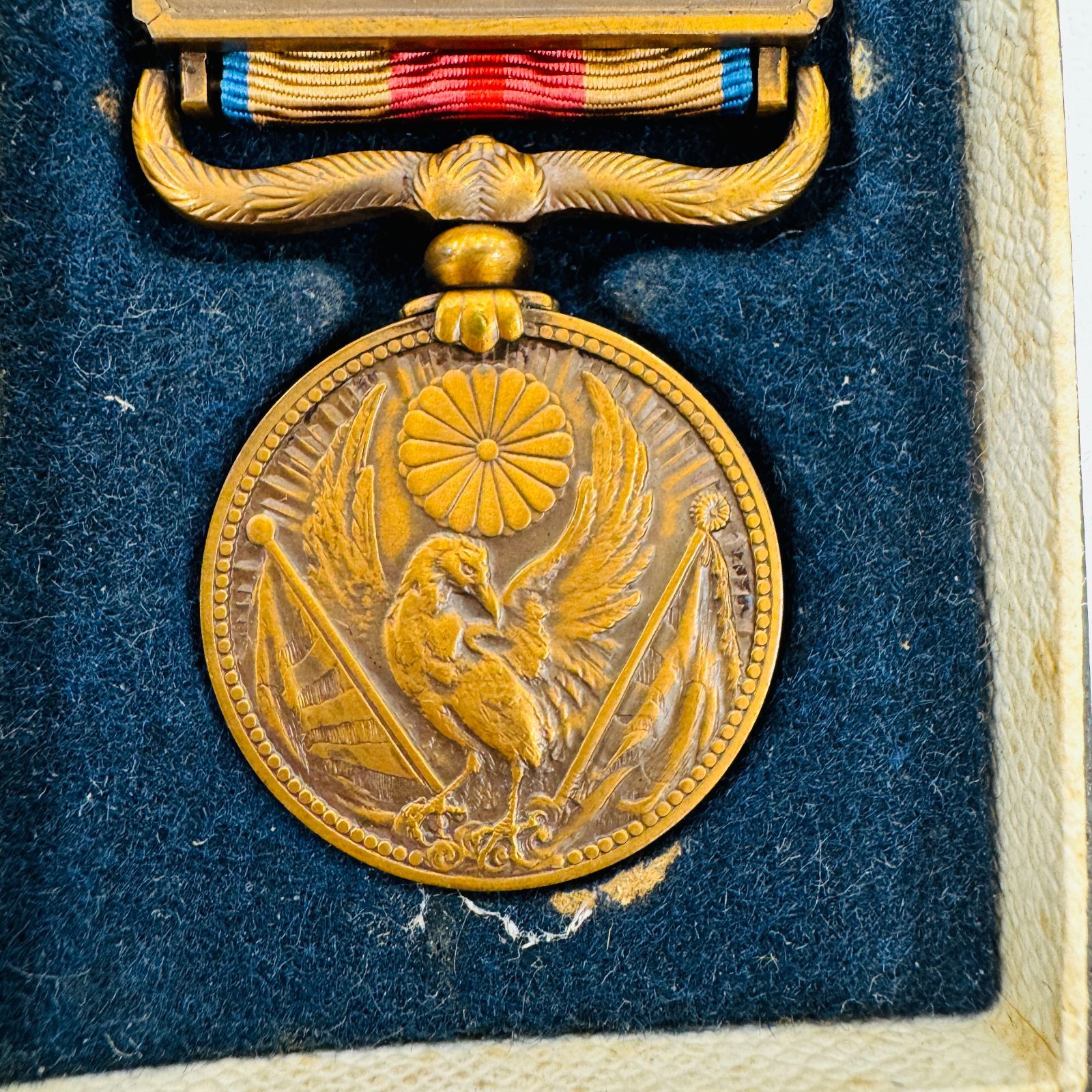 A【コレクション】支那事変 従軍記章 勲章 メダル 箱付き 年代物