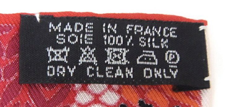 エルメス HERMES スカーフ カレ90 暖炉のそばで 赤 - メルカリ