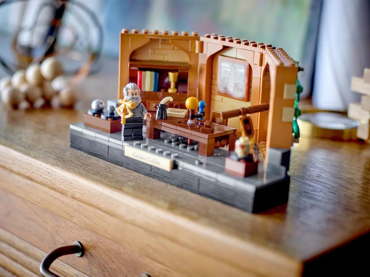 非売品 新品】LEGO レゴ アイデア 40595 ガリレオ・ガリレイ 
