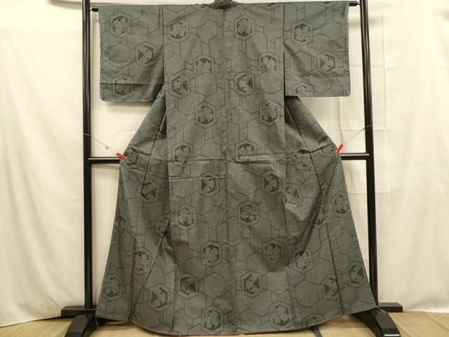 平和屋着物▽本場大島紬 単衣 7マルキ 亀甲花文 正絹 逸品 BAAT9101yc