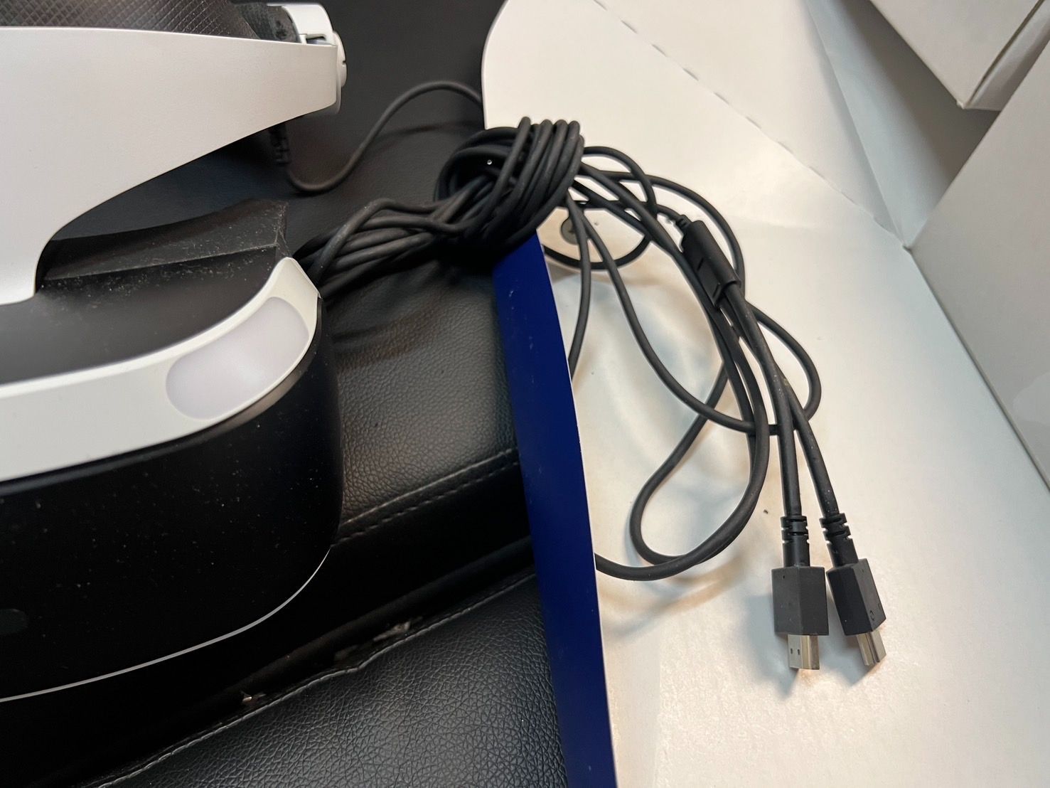 後期モデル】PSVR カメラ同梱版 CUH-ZVR2 すぐ遊べるセット