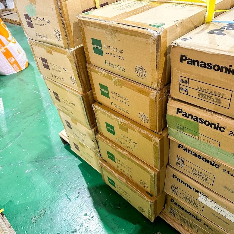 大割引を提供しています。 WOODTEC フローリング ネダレス 型番 HLBF0017L4K ♥アウトレット品 4ケース＋予備