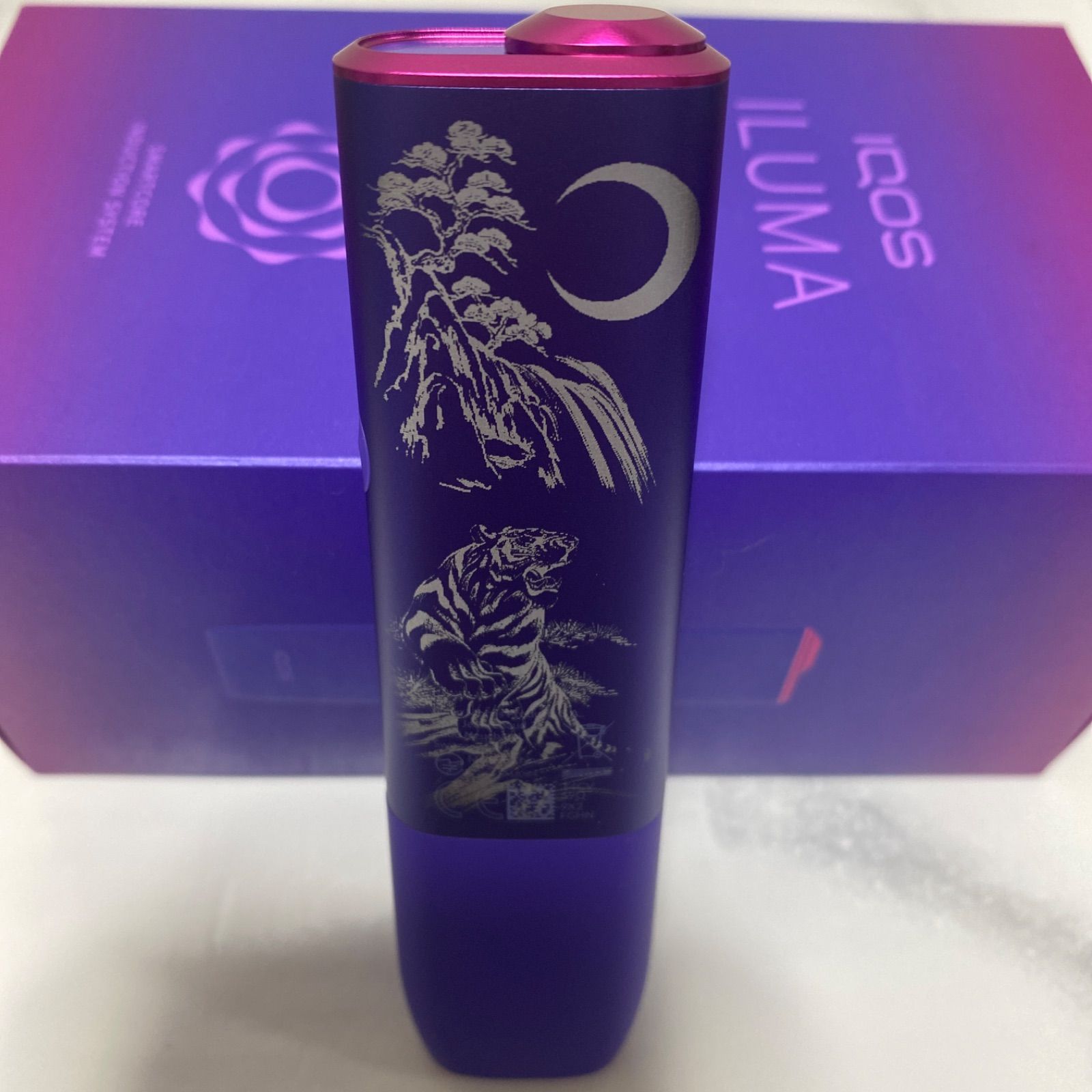 【おすすめ】 デザイン 三日月 虎 レーザー加工 アイコス ONE ILUMA iQOS 財布・ケース・小物入れ