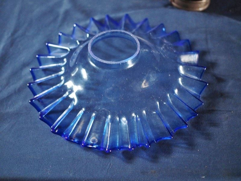 レトロな青いランプ